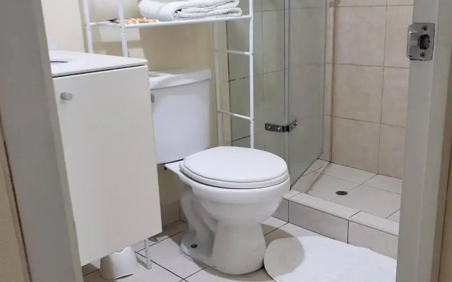 Departamento céntrico y moderno, exelente ubic.