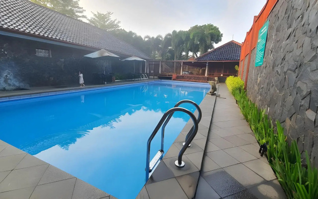 The Priangan Hotel I Yos Sudarso