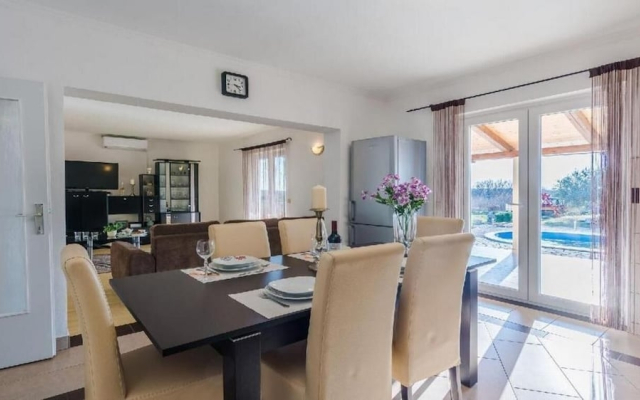 Villa Natur with a heated pool