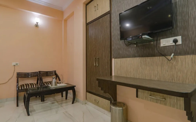 Fabhotel Govinda Royal