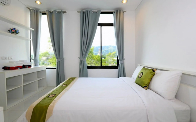 Luxury 3 Bedroom Apartment - B