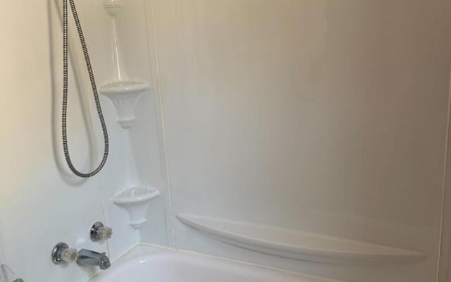 Cute Cozy and Cheerful 3 Bedroom House