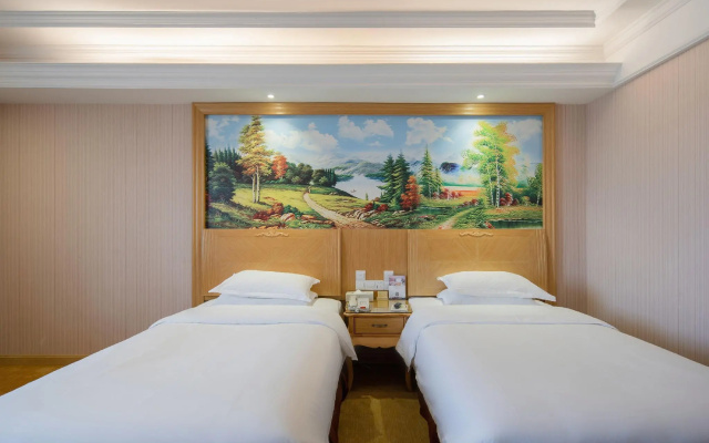 Vienna International Jinqiao Industrial Park – Guest Rooms – Shanghai