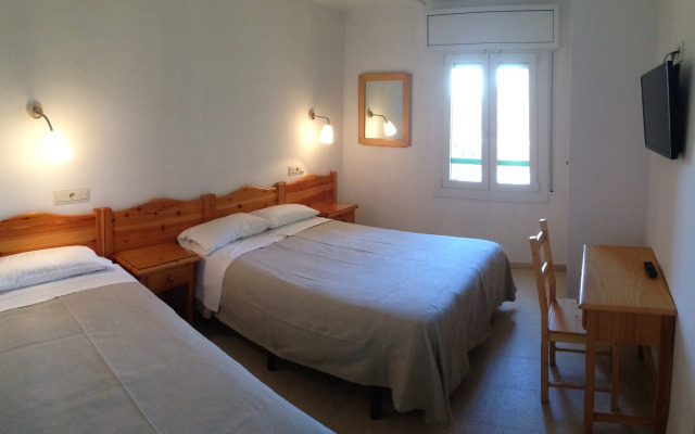 Hostal Rom