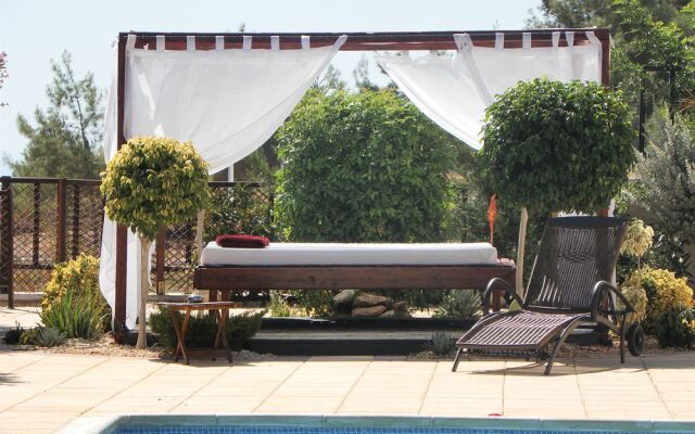 Villa Jasminum Bed & Breakfast
