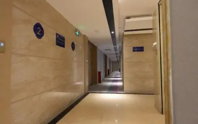 Super 8 Hotel Guangzhou Jiangnan Xi Subway Station