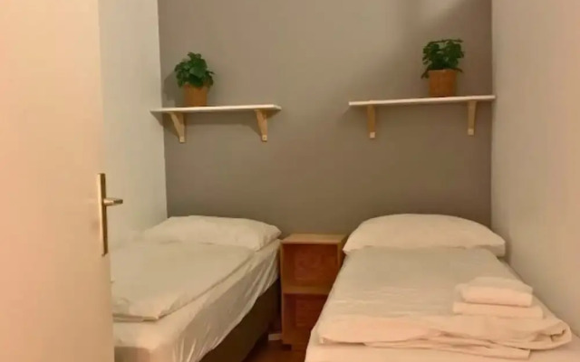 Mountain-view Apartment in Salzburg
