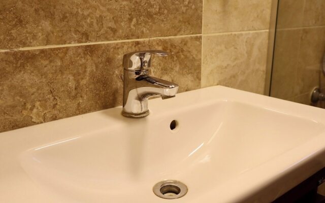Abdoun Rooftop 2bedroom Kh&sh 02