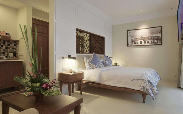 Seminyak Lagoon All Suites Hotel