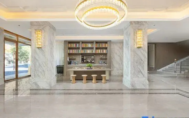 Vienna International Hotel