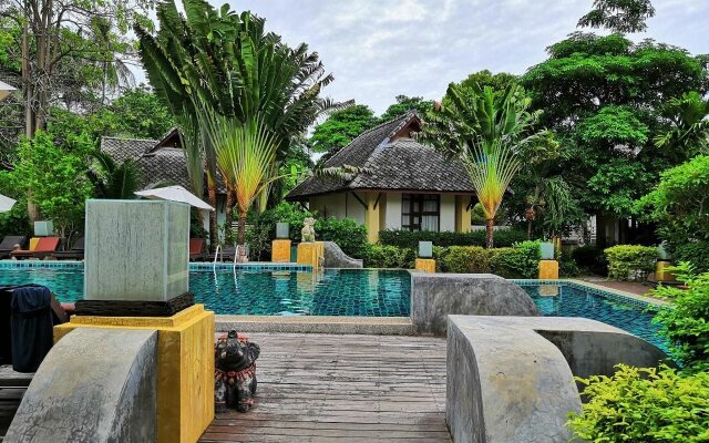 Seashell Resort