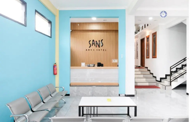 Sans Arya Hotel Batu