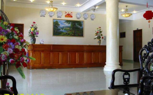 Ban Mai Quang Binh Hotel