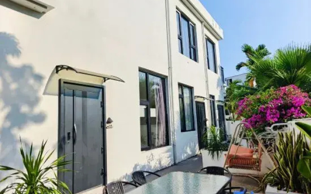 Sanya West Island Yunxi One-night Designer Homestay