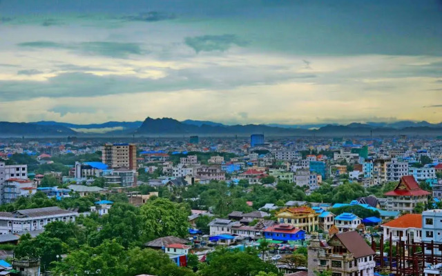 Myat Nan Yone Hotel