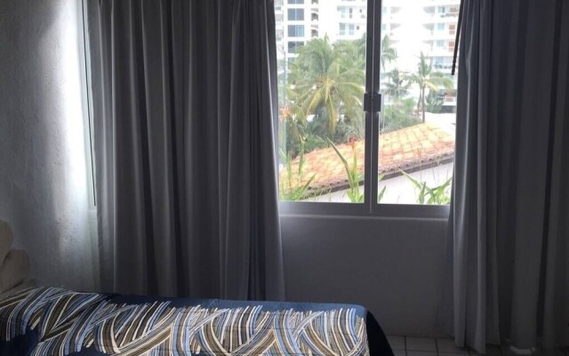 Condo Alamandra by TRVL2HM