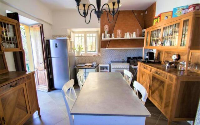 Grande appartamento in Villa con terrazza sul mare