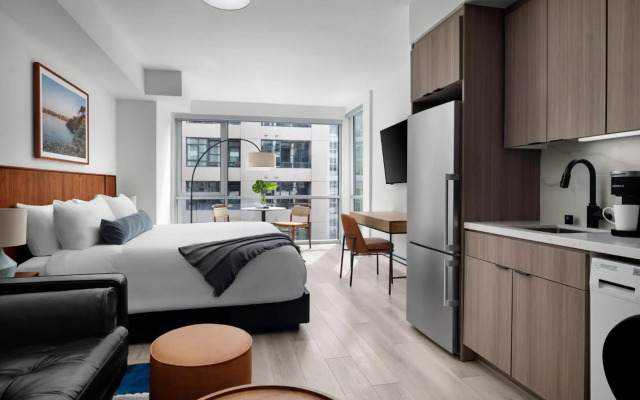 Sentral Gaslamp Quarter