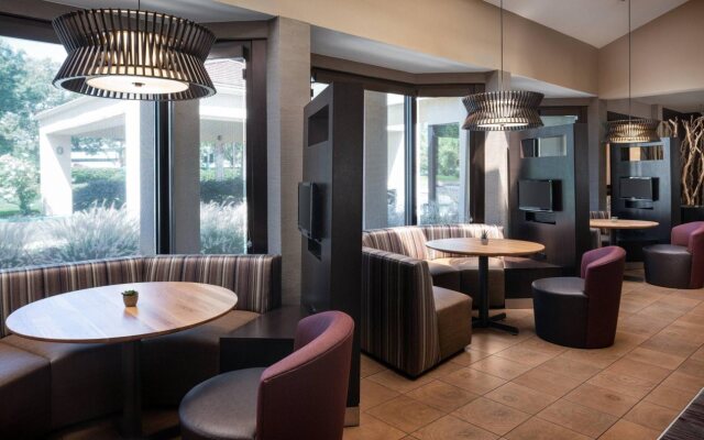 Courtyard by Marriott Pleasanton