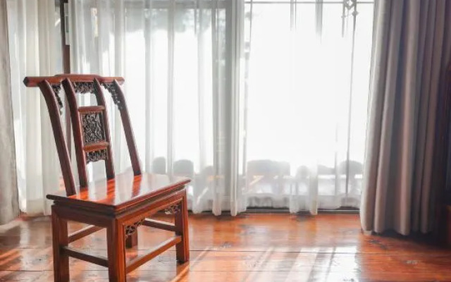 Tusi Xuanfu (Furong Town Waterfall Store)