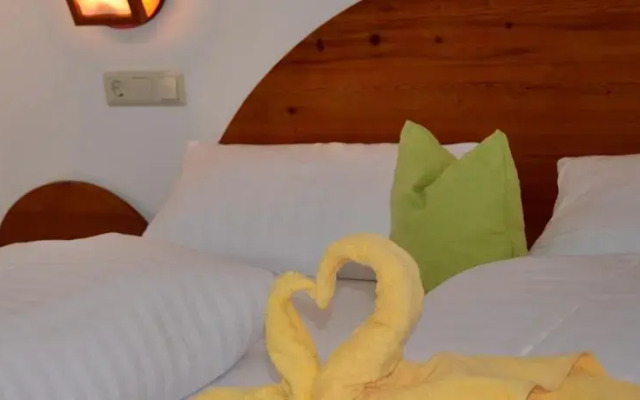 Ferienwohnung Delvai Maria