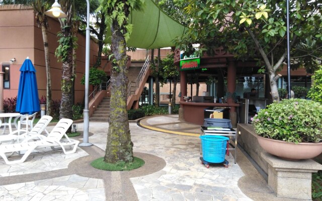 Times Apartment Suites at Times Square