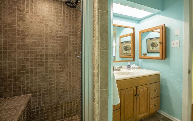 Blues Escape by RedAwning