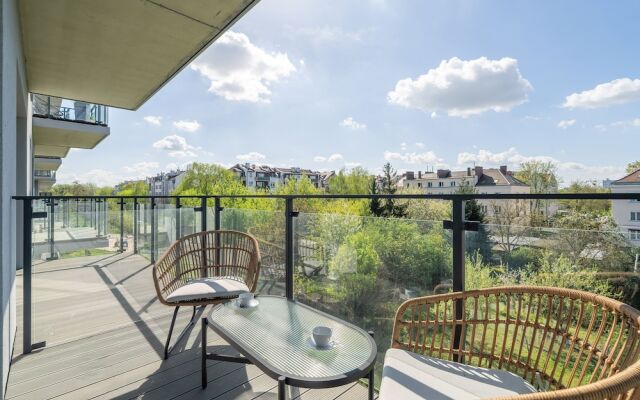Apartment With 3 Bedrooms by Renters