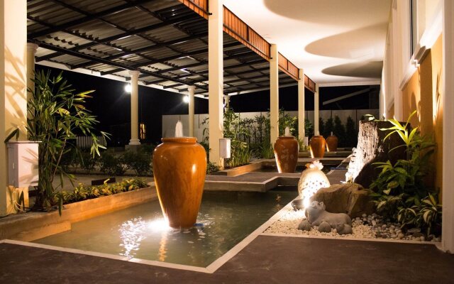 Fancy Carp Resort