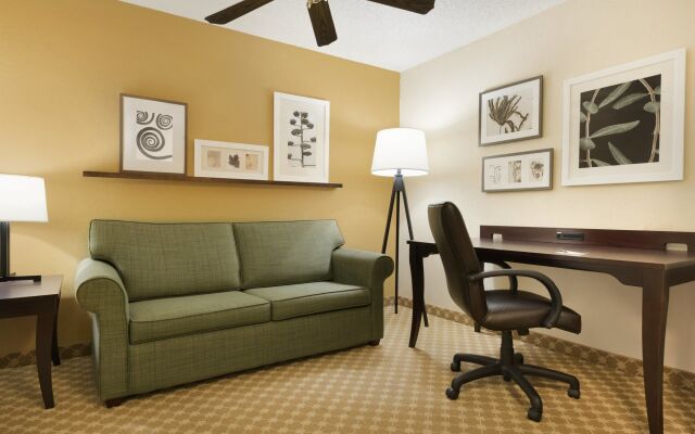 Quality Inn & Suites Alexandria