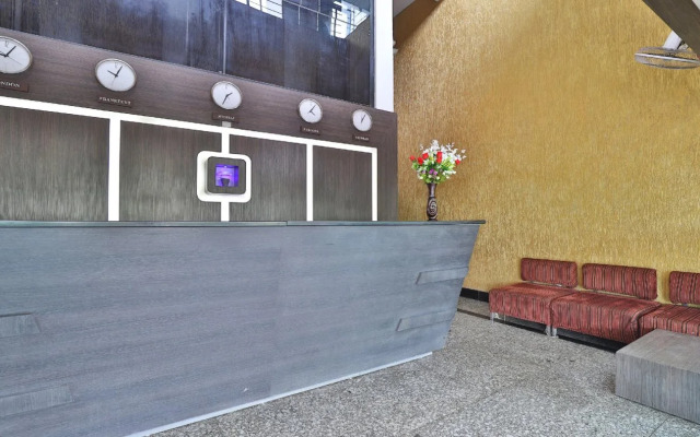 Capital O 23123 Hotel Kohinoor
