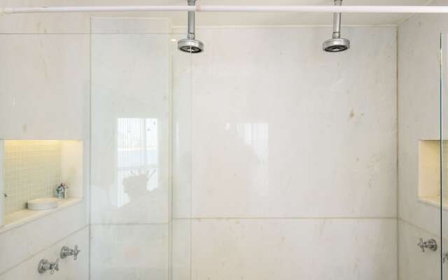 Omar do Rio - Apartamento V102