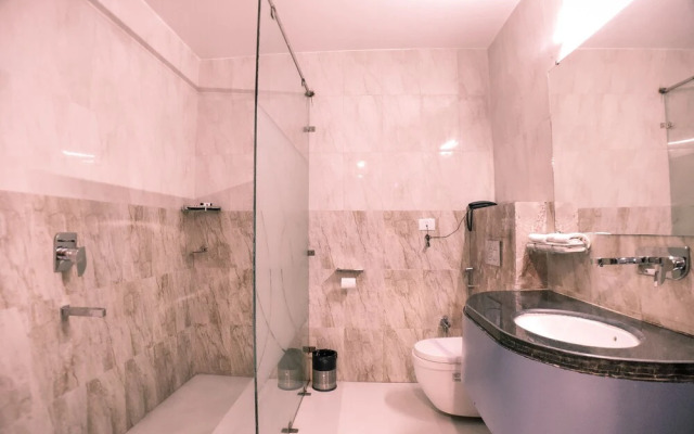 Hotel Vishnu Empire