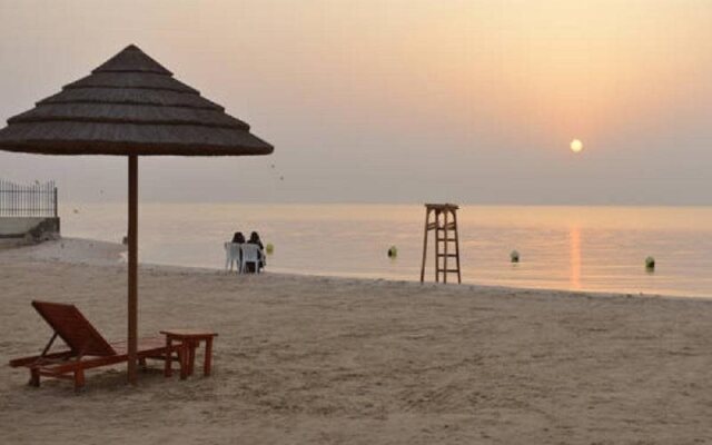 Boudl Half Moon Resort
