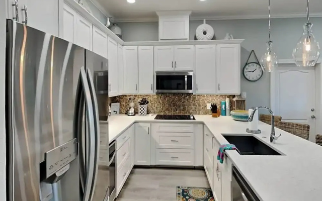 Mermaids Lair by Silver Sands Vacation Rentals