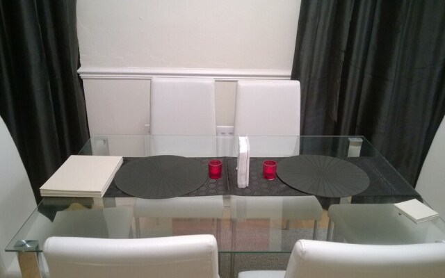 Queen Guest House