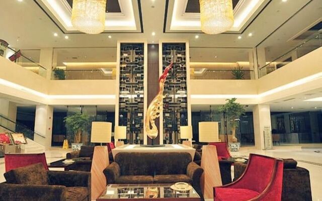 Golden Phoenix Hotel