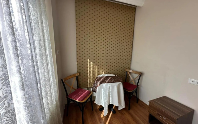 Hotel Buhara Family Inn