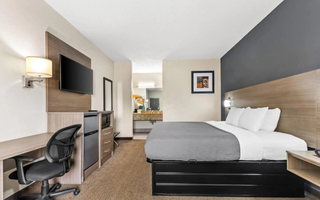 Quality Inn Fort Campbell