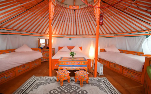 Nomade Lodge - Yourtes