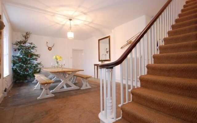 The Manor House Moreton