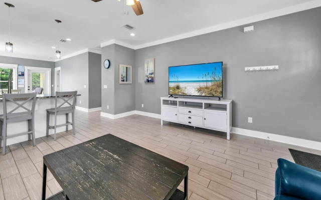 White Sands Beach Retreat, Panama City Beach