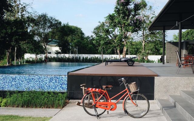 Riverawan Hotel (SHA Plus+)