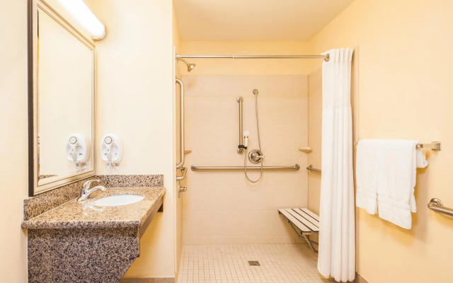 Staybridge Suites El Paso Airport by IHG