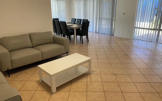 Ocean Keys Family Accommodation
