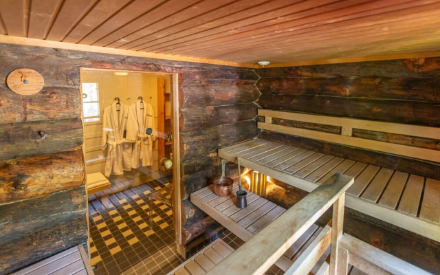 Kuukkeli Log Houses Teerenpesä - Premium Suite A48