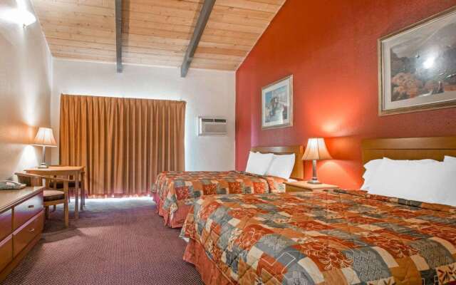 Rodeway Inn Fallbrook Downtown