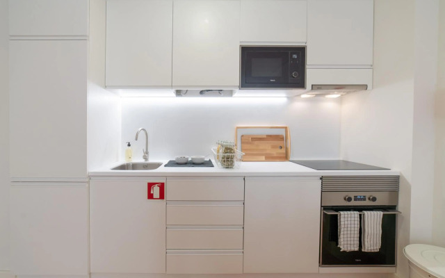 Monsanto Hill House - NO. 565 R/C D