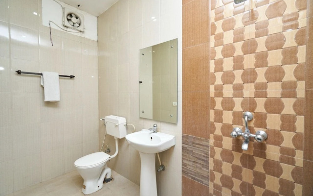 Hotel Radhe Inn by OYO Rooms