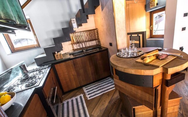 Grand Canal Design Apartment R&R